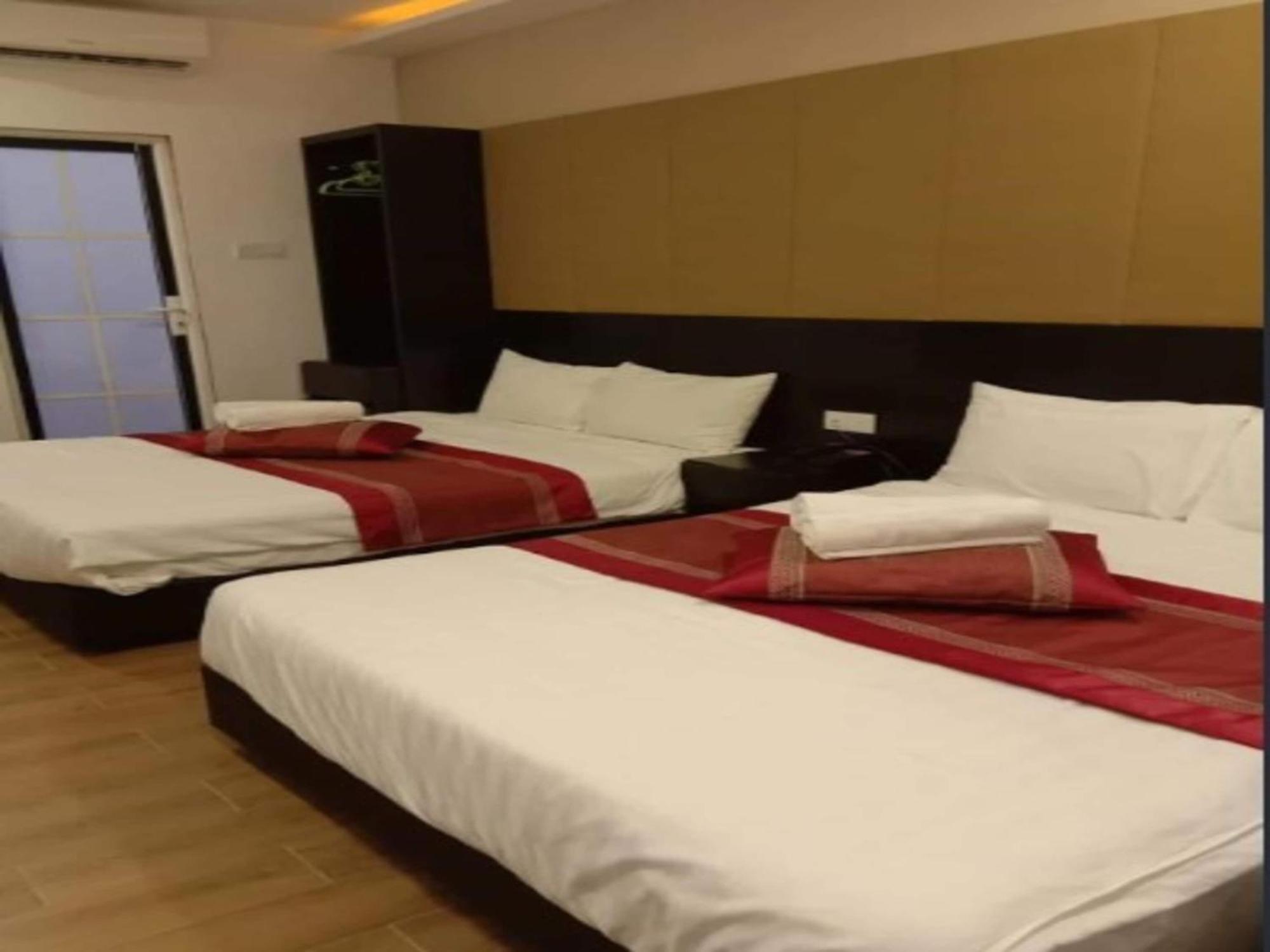 Oyo 91087 Hotel Dspark Port 巴生 外观 照片